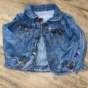 18-24 month Jean jacket super cute. No flaws, stains, in good condition